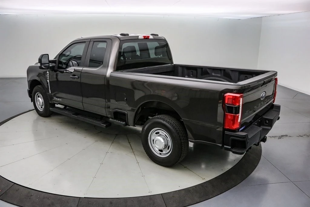 2024 Ford Super Duty 5th Gen - Image 8 of 21