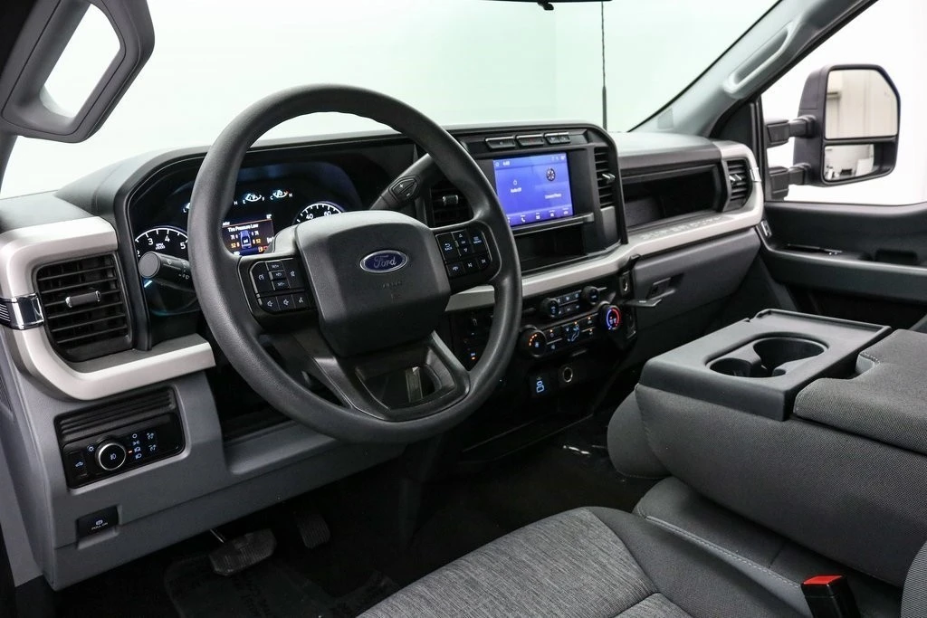2024 Ford Super Duty 5th Gen - Image 13 of 21