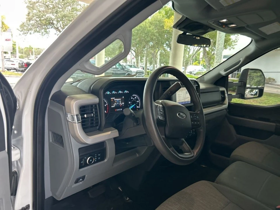 2024 Ford Super Duty 5th Gen - Image 6 of 12
