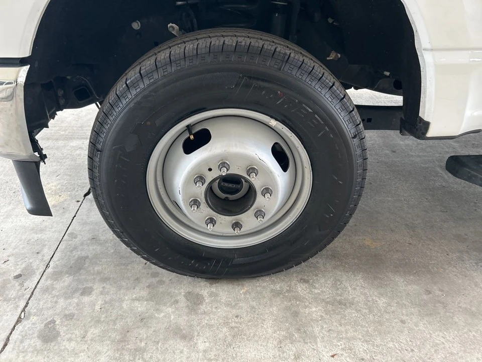 2024 Ford Super Duty 5th Gen - Image 12 of 12