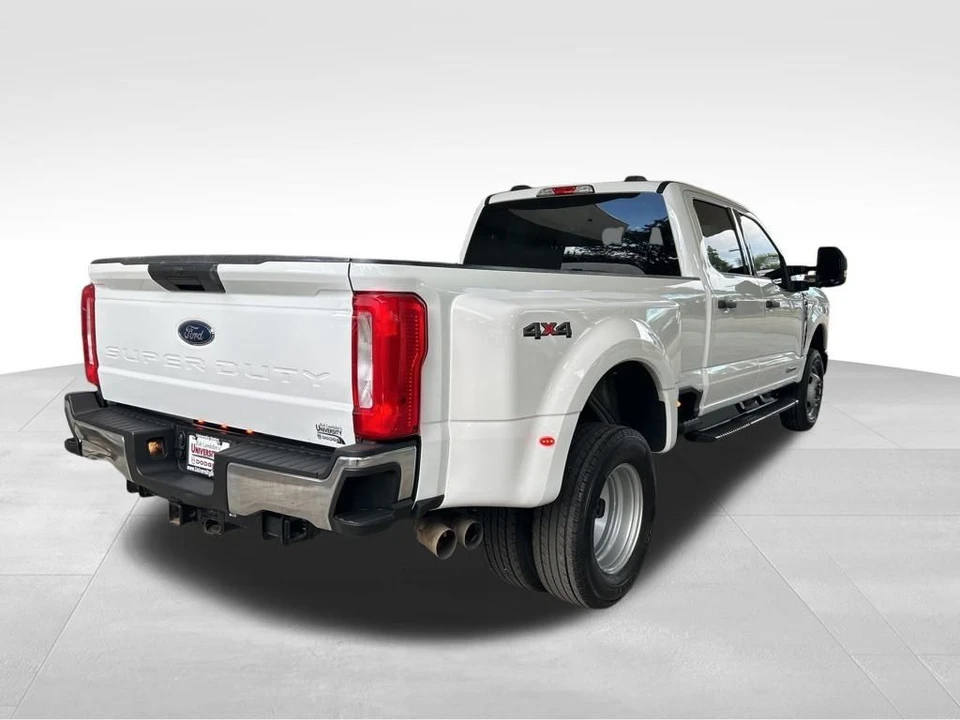 2024 Ford Super Duty 5th Gen - Image 3 of 12