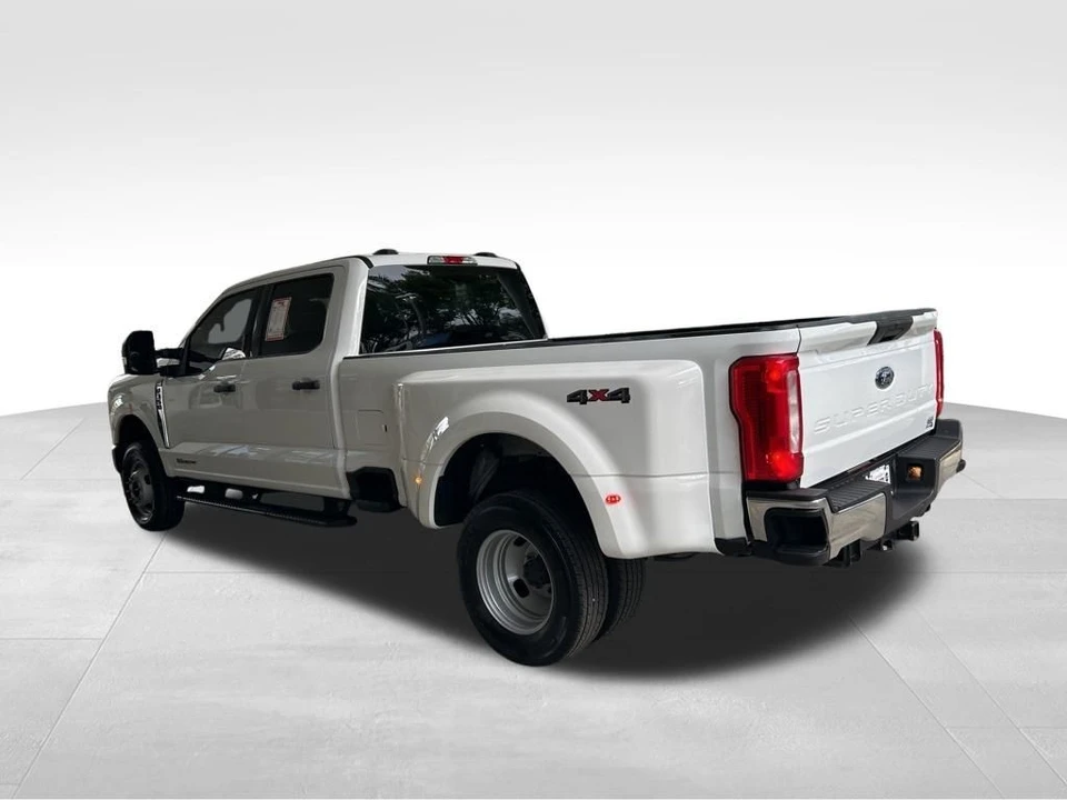 2024 Ford Super Duty 5th Gen - Image 4 of 12
