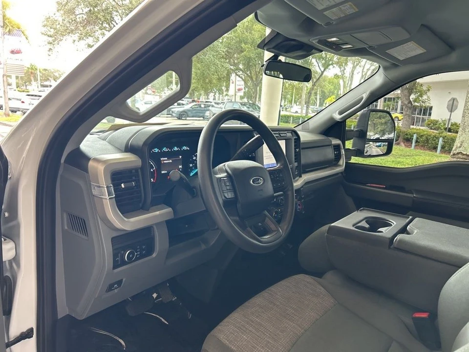 2024 Ford Super Duty 5th Gen - Image 6 of 12