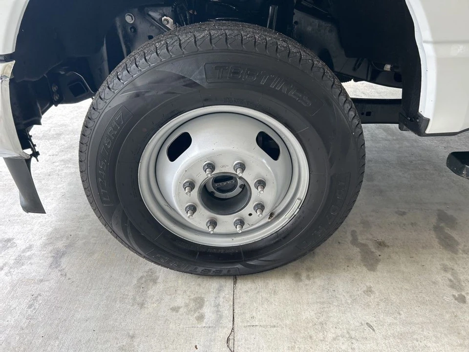 2024 Ford Super Duty 5th Gen - Image 12 of 12