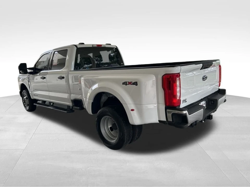 2024 Ford Super Duty 5th Gen - Image 4 of 12