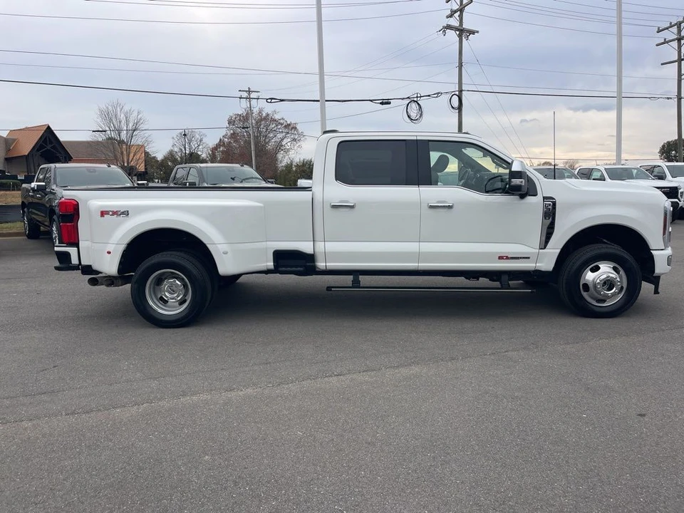 2024 Ford Super Duty 5th Gen - Image 6 of 12