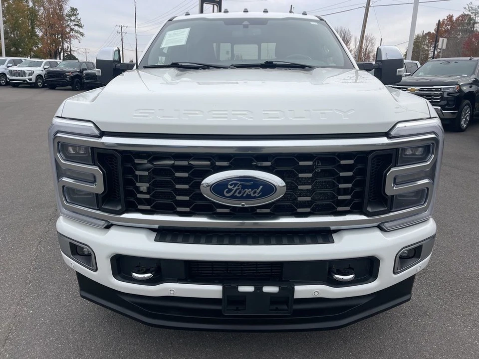 2024 Ford Super Duty 5th Gen - Image 8 of 12