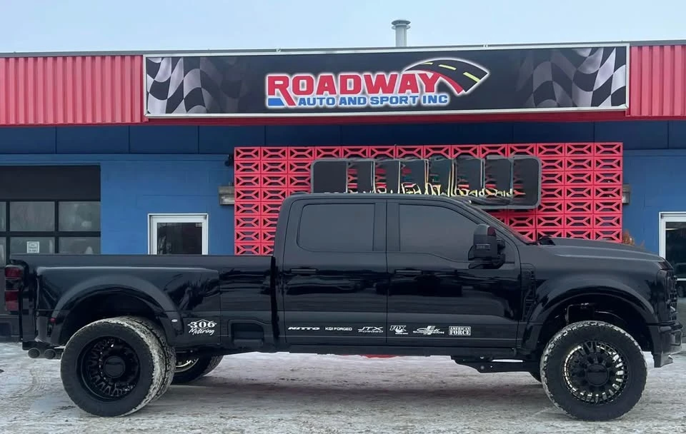 2024 Ford Super Duty 5th Gen - Image 3 of 20