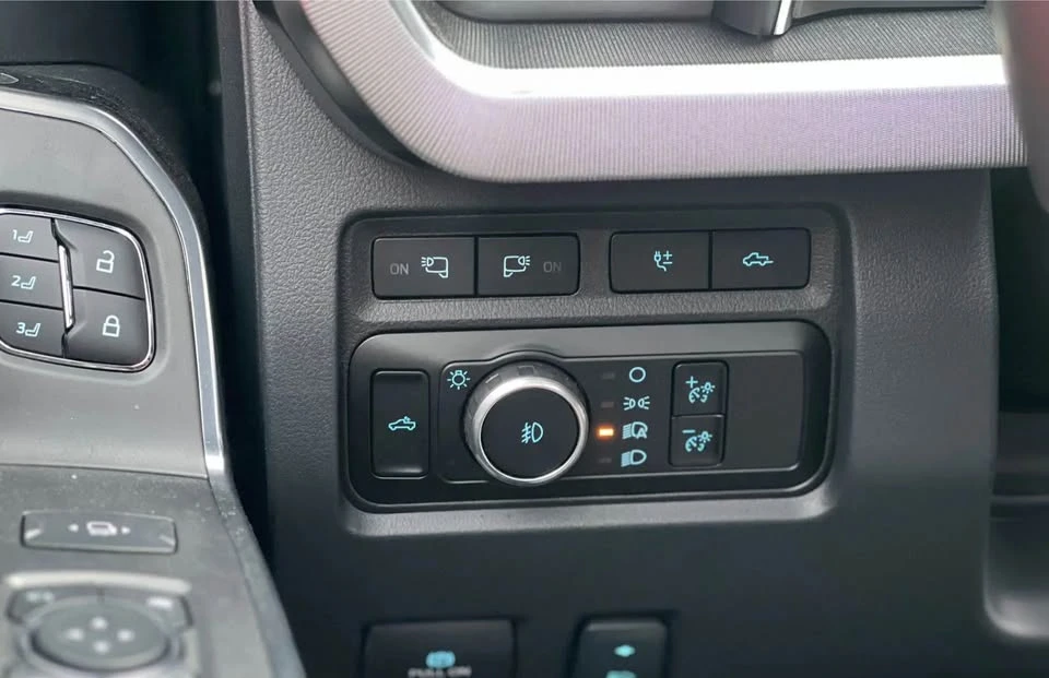 2024 Ford Super Duty 5th Gen - Image 10 of 20