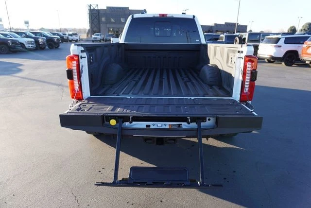 2024 Ford Super Duty 5th Gen - Image 11 of 21