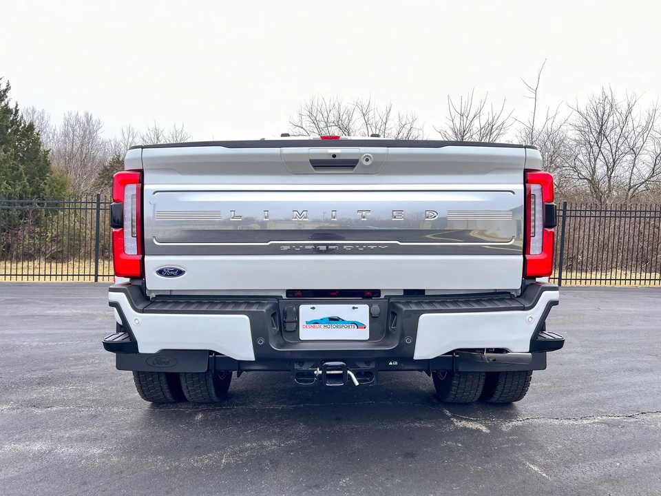 2024 Ford Super Duty 5th Gen - Image 3 of 21