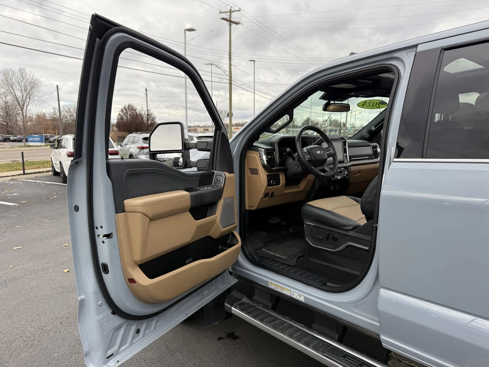 2024 Ford Super Duty 5th Gen - Image 12 of 21