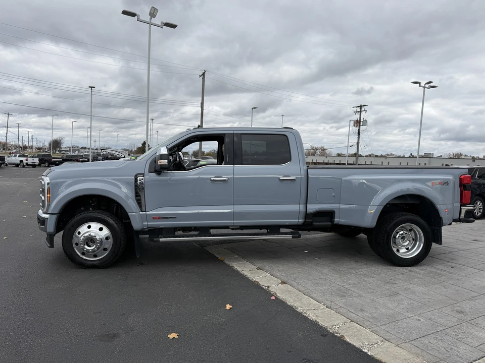 2024 Ford Super Duty 5th Gen - Image 3 of 21