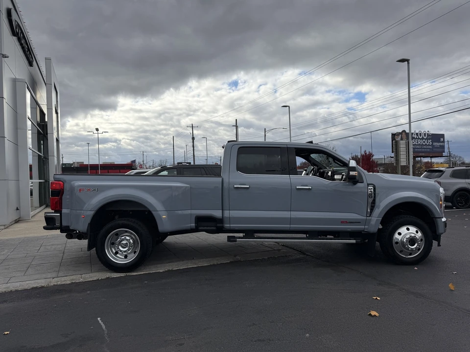 2024 Ford Super Duty 5th Gen - Image 9 of 21