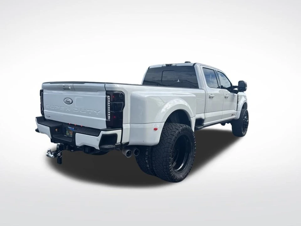 2024 Ford Super Duty 5th Gen - Image 5 of 12