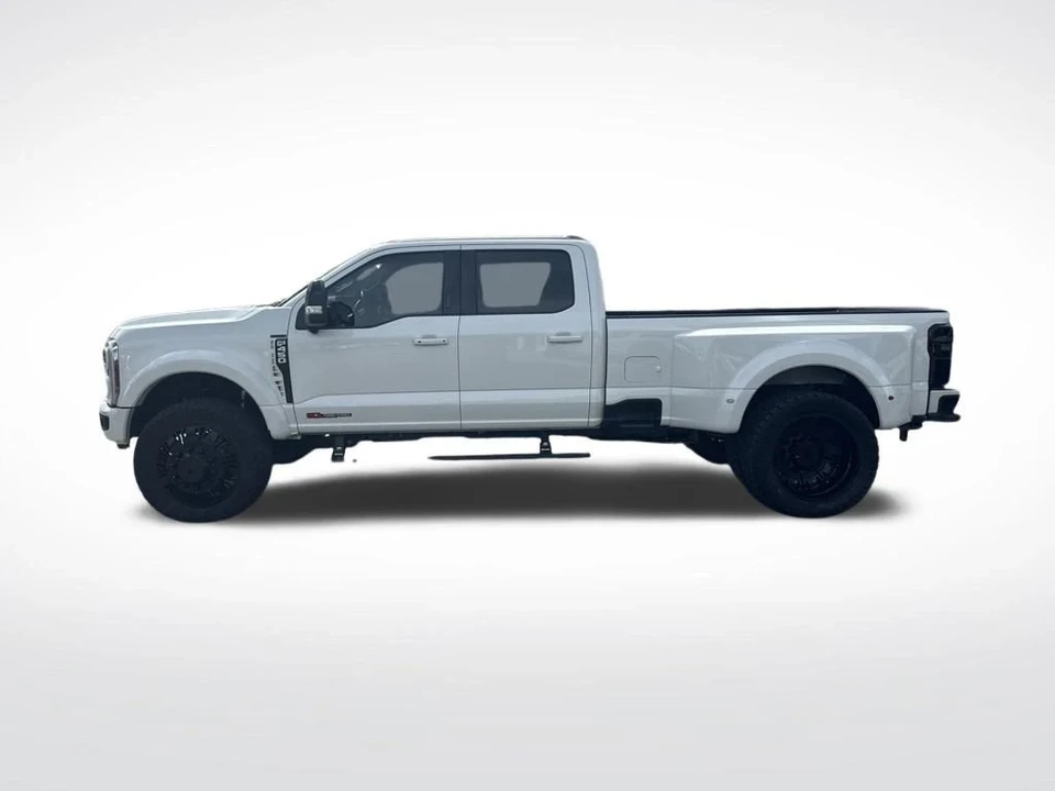 2024 Ford Super Duty 5th Gen - Image 8 of 12