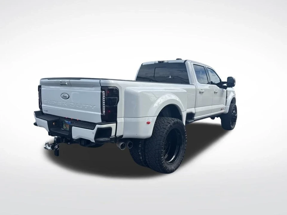 2024 Ford Super Duty 5th Gen - Image 5 of 12
