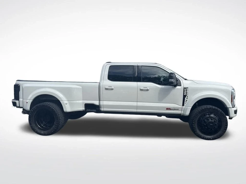 2024 Ford Super Duty 5th Gen - Image 4 of 12
