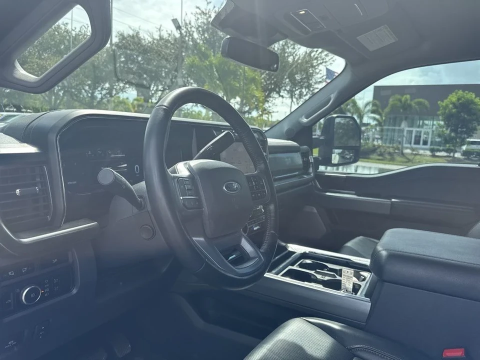 2024 Ford Super Duty 5th Gen - Image 9 of 12