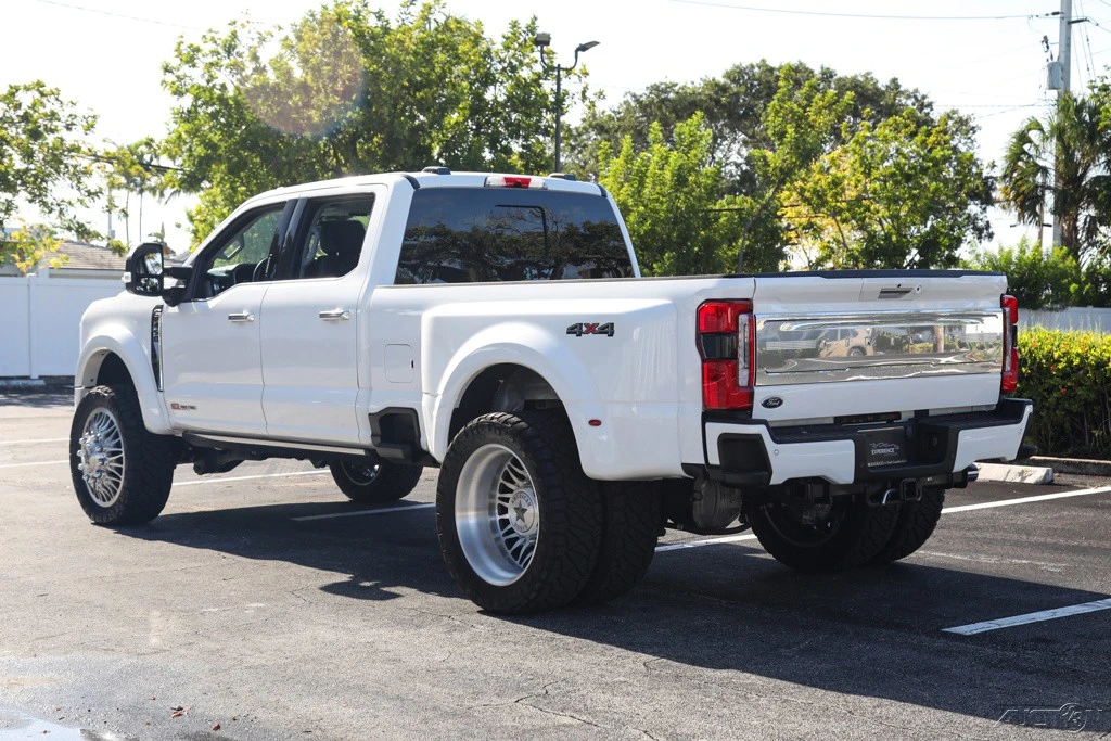 2024 Ford Super Duty 5th Gen - Image 3 of 21