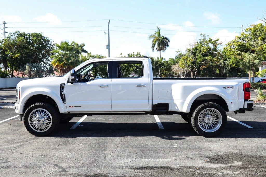 2024 Ford Super Duty 5th Gen - Image 2 of 21