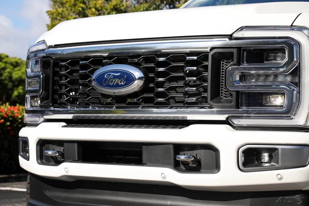 2024 Ford Super Duty 5th Gen - Image 11 of 21