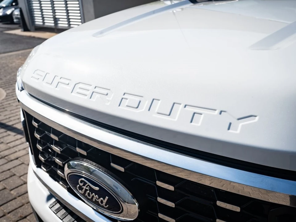 2024 Ford Super Duty 5th Gen - Image 15 of 21