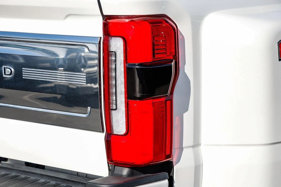 2024 Ford Super Duty 5th Gen - Image 8 of 12