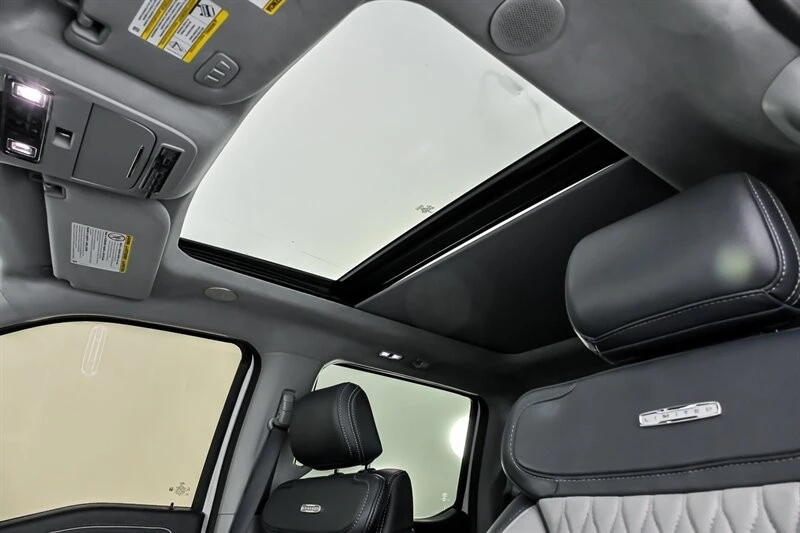 2024 Ford Super Duty 5th Gen - Image 21 of 31