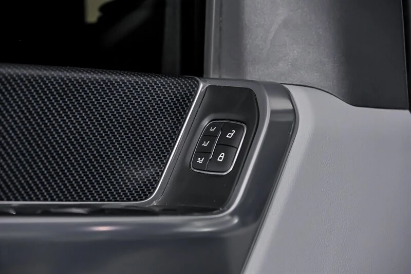 2024 Ford Super Duty 5th Gen - Image 16 of 31
