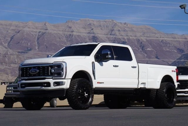 2024 Ford Super Duty 5th Gen - Image 2 of 21