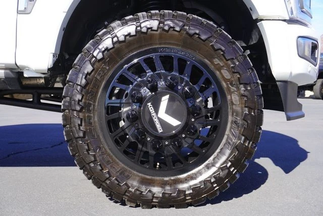 2024 Ford Super Duty 5th Gen - Image 18 of 21