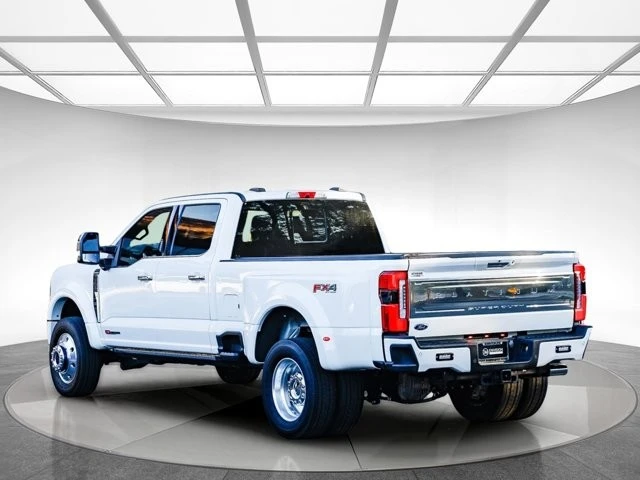 2024 Ford Super Duty 5th Gen - Image 2 of 12