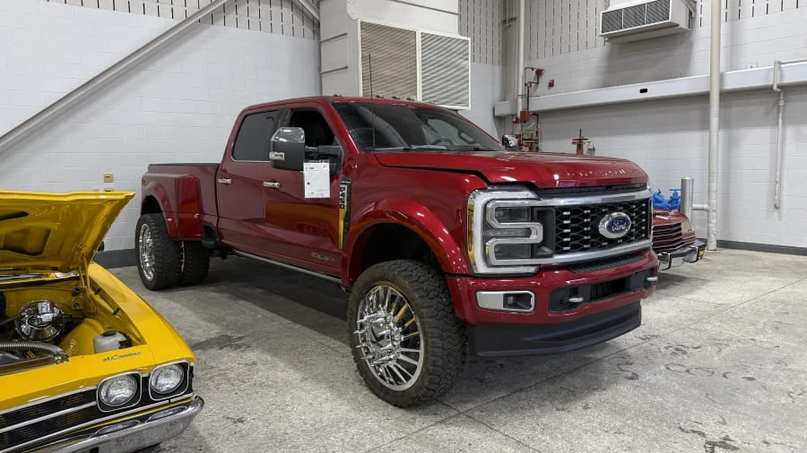 2024 Ford Super Duty 5th Gen - Image 3 of 25