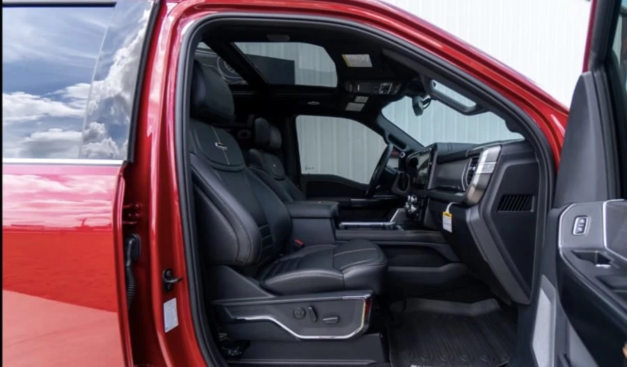 2024 Ford Super Duty 5th Gen - Image 20 of 25