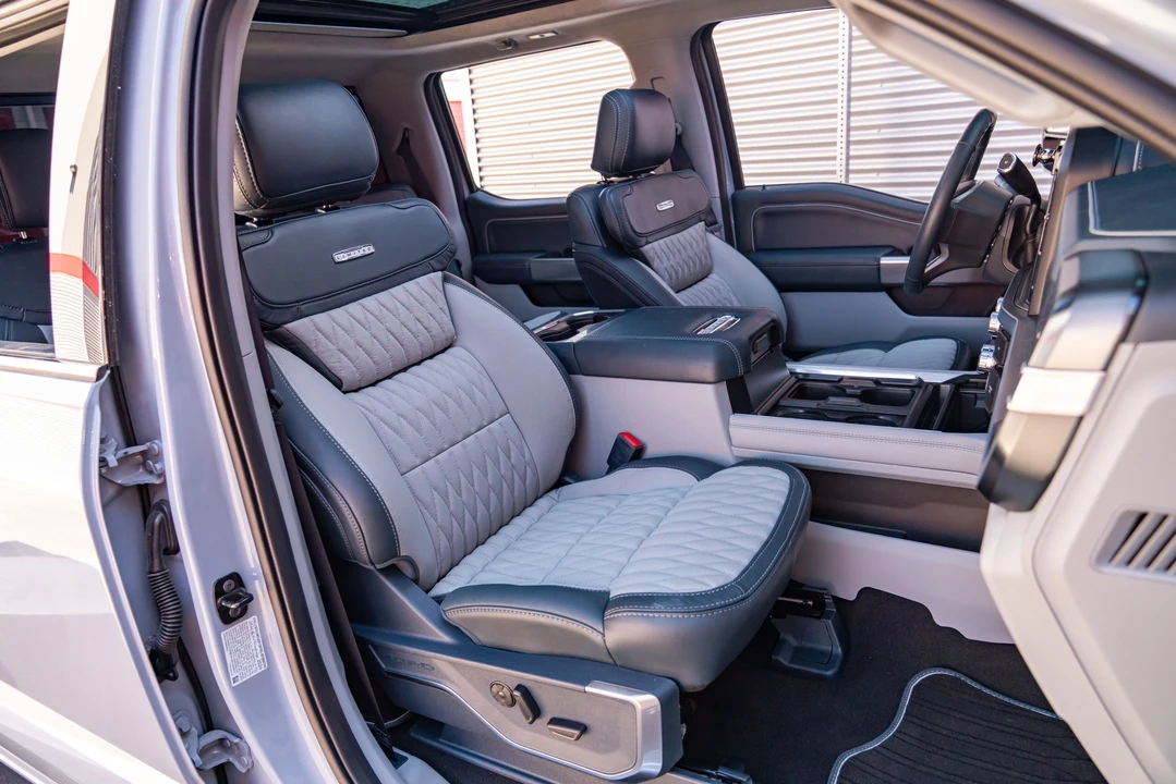 2024 Ford Super Duty 5th Gen - Image 21 of 31