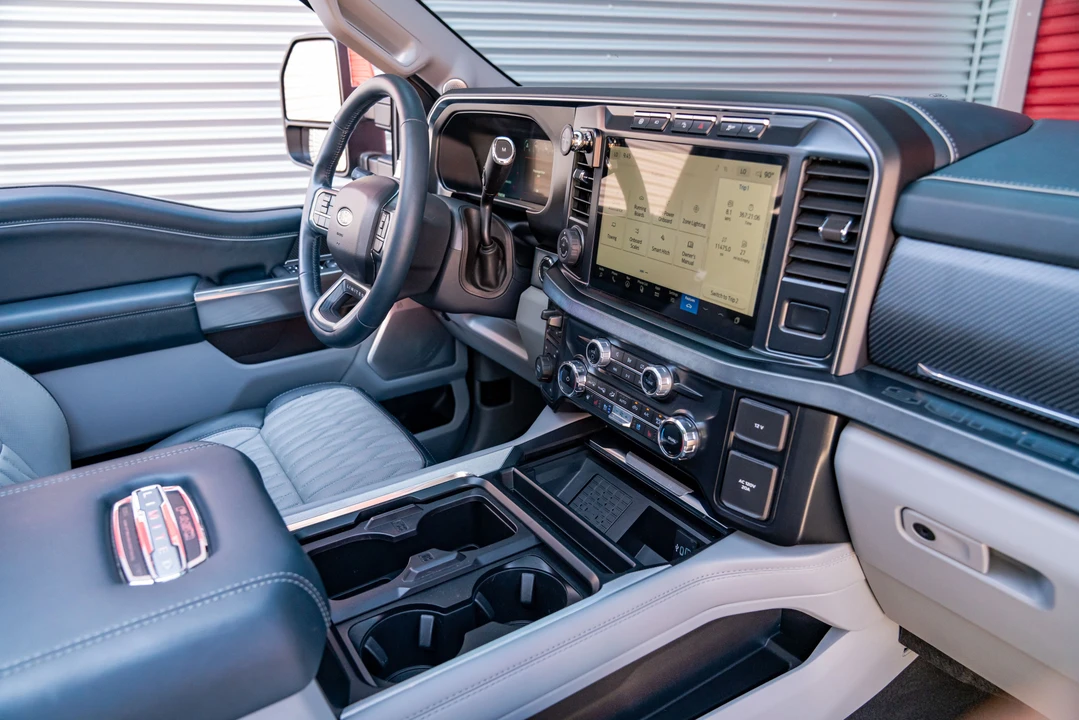 2024 Ford Super Duty 5th Gen - Image 15 of 31