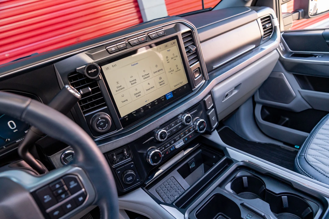 2024 Ford Super Duty 5th Gen - Image 30 of 31