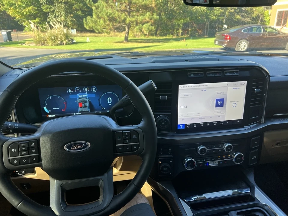 2024 Ford Super Duty 5th Gen - Image 15 of 18