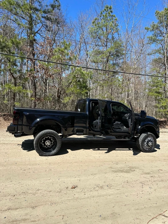 2024 Ford Super Duty 5th Gen - Image 6 of 21