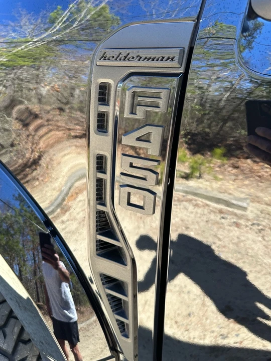 2024 Ford Super Duty 5th Gen - Image 15 of 21