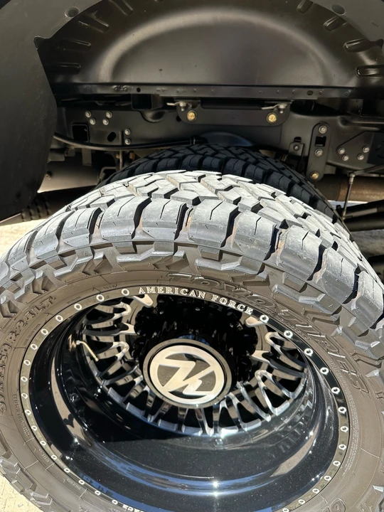 2024 Ford Super Duty 5th Gen - Image 14 of 21