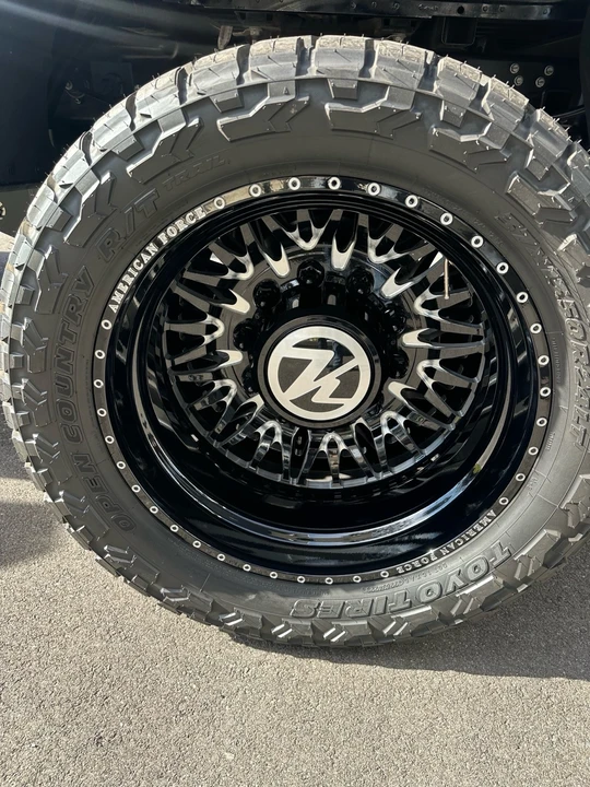 2024 Ford Super Duty 5th Gen - Image 17 of 21