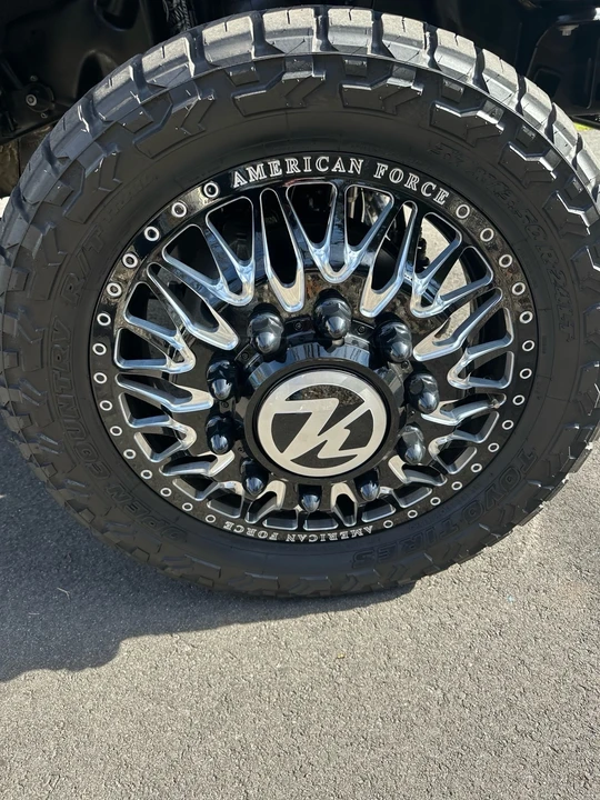 2024 Ford Super Duty 5th Gen - Image 19 of 21