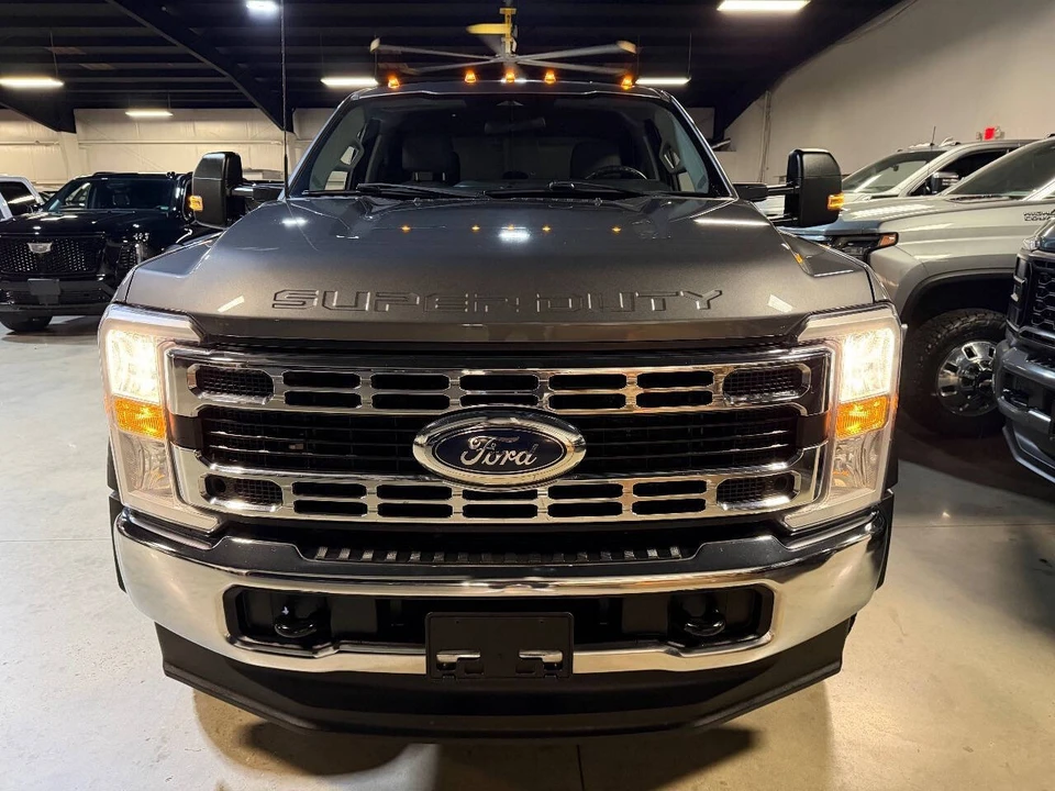 2024 Ford Super Duty 5th Gen - Image 10 of 12