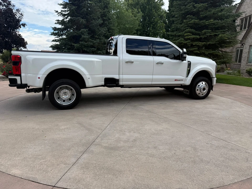 2024 Ford Super Duty 5th Gen - Image 22 of 31
