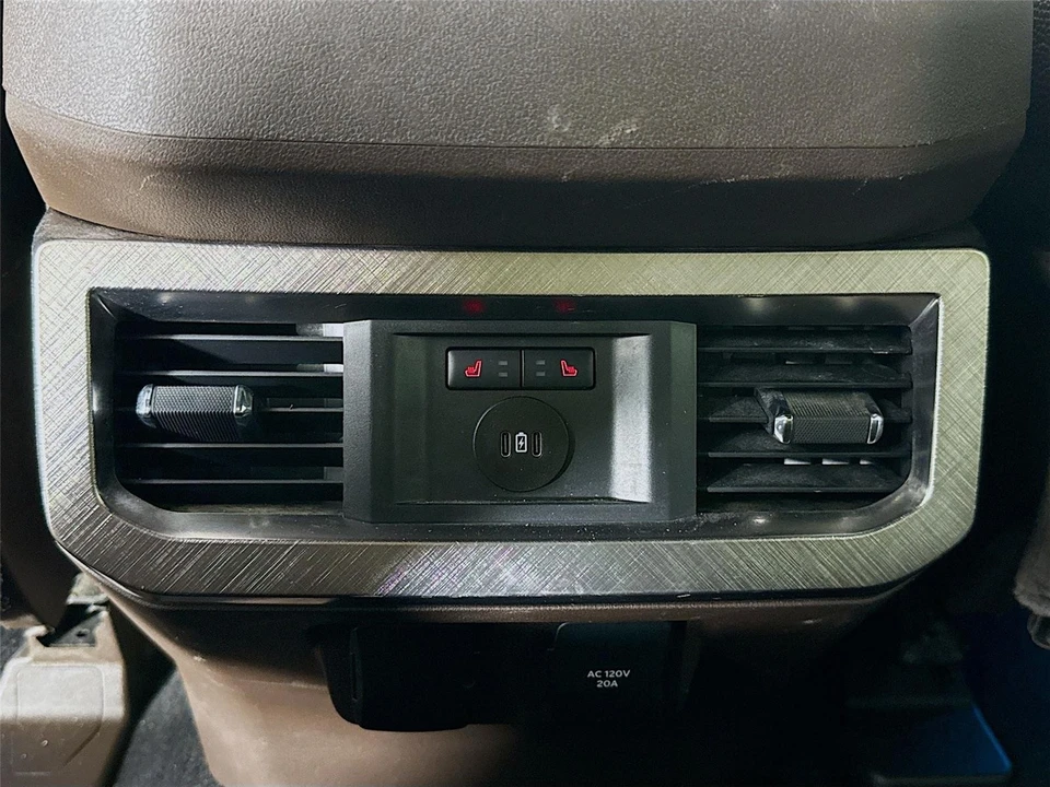 2024 Ford Super Duty 5th Gen - Image 10 of 19