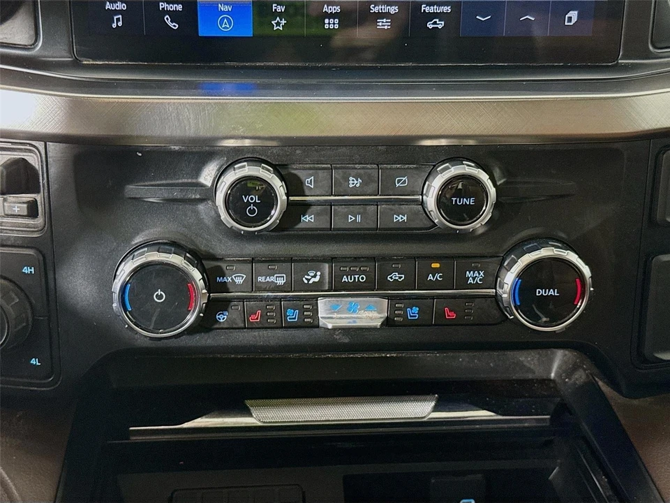 2024 Ford Super Duty 5th Gen - Image 15 of 29