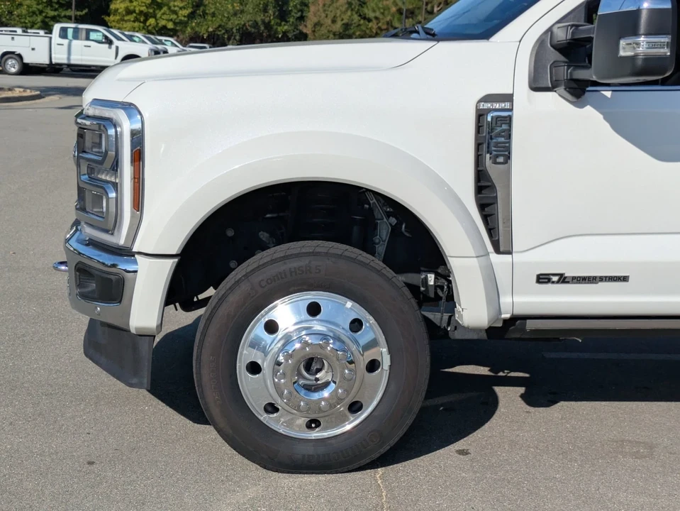 2024 Ford Super Duty 5th Gen - Image 11 of 12
