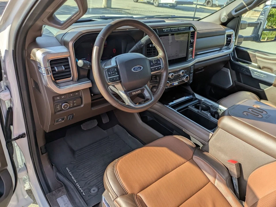 2024 Ford Super Duty 5th Gen - Image 15 of 21